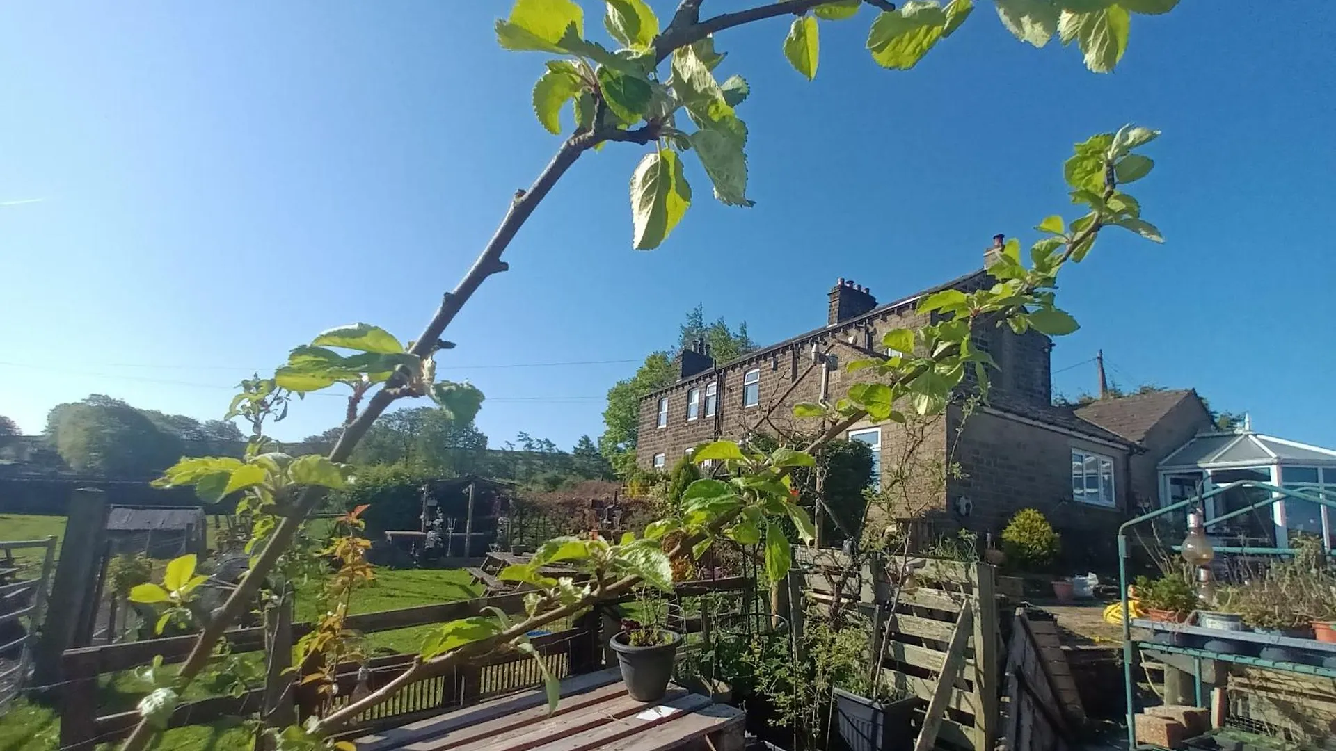 Дом отдыха Stones Cottage Farm, Nr Haworth, Family Friendly, Work Friendly, Gaming Barn, Crafting, Free Wifi, Free Parking, Ev Point Oxenhope